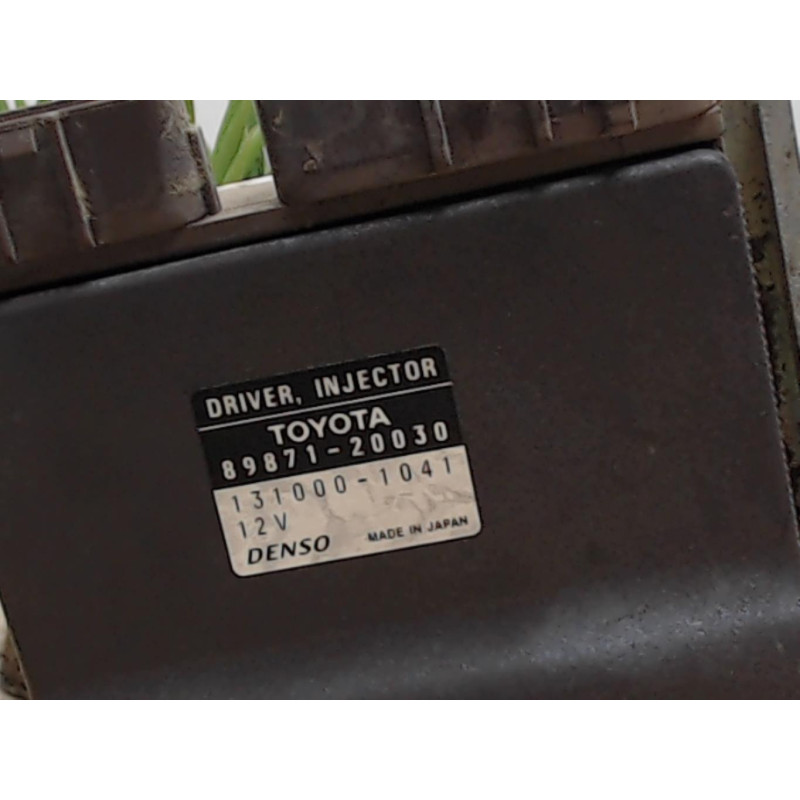 Calculateur TOYOTA HILUX SIMPLE CABINE 1998 d’occasion