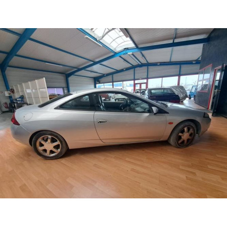 Moyeu arriere droit FORD COUGAR COUPE d’occasion