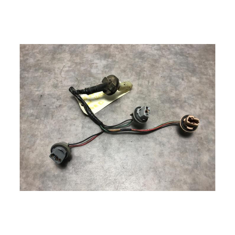 Platine feu arriere droit SUZUKI GRAND VITARA 2 PHASE 1 d’occasion