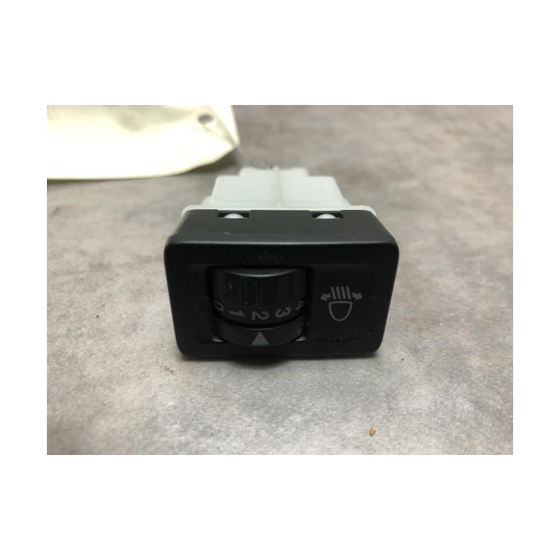 Commande de reglage hauteur de phare SUZUKI GRAND VITARA 2 PHASE 1 d’occasion