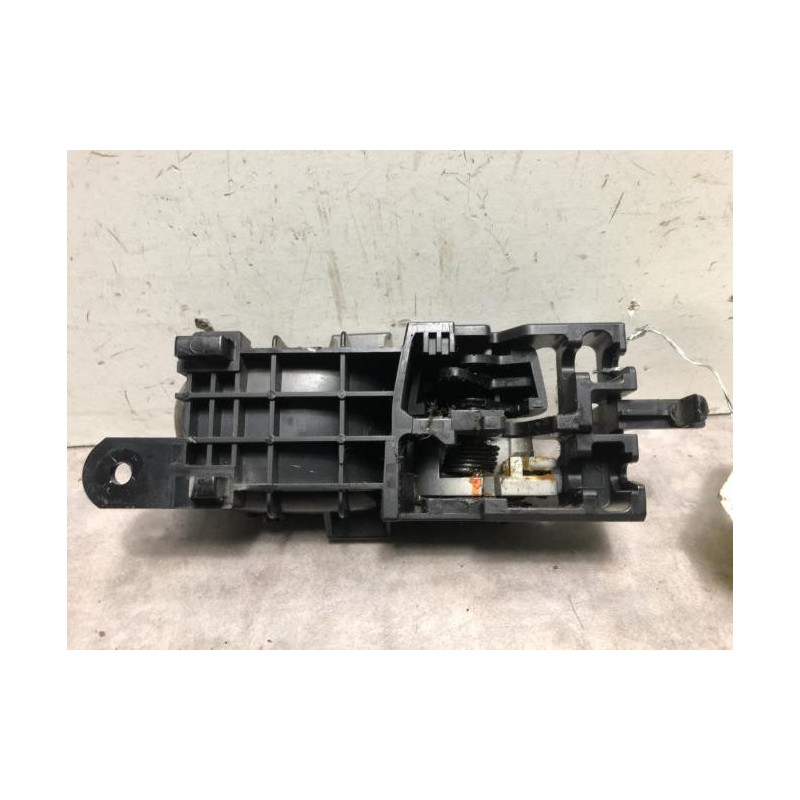 Poignee interieur avant gauche SUZUKI GRAND VITARA 2 PHASE 1 d’occasion