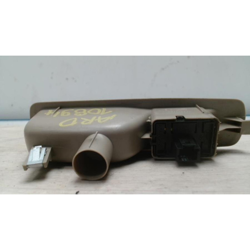 Interrupteur de leve vitre arriere droit RENAULT MEGANE 3 PHASE 1 d’occasion