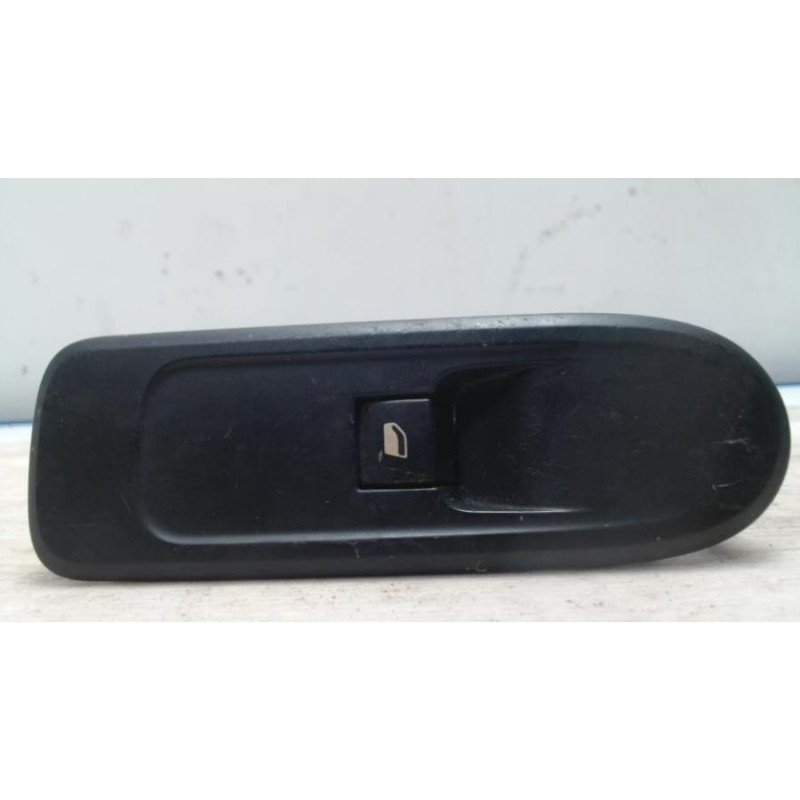 Interrupteur de leve vitre avant droit CITROEN C5 2 d’occasion