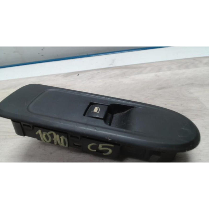 Interrupteur de leve vitre avant droit CITROEN C5 2 d’occasion