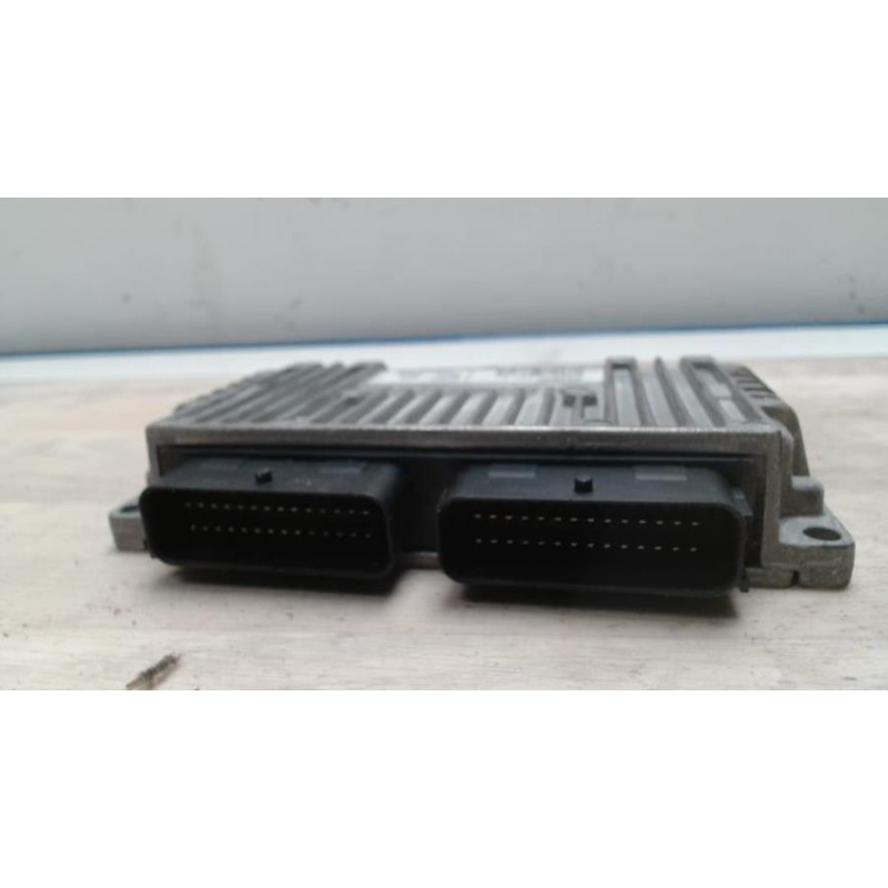 Calculateur moteur PEUGEOT 307 PHASE 1 d’occasion
