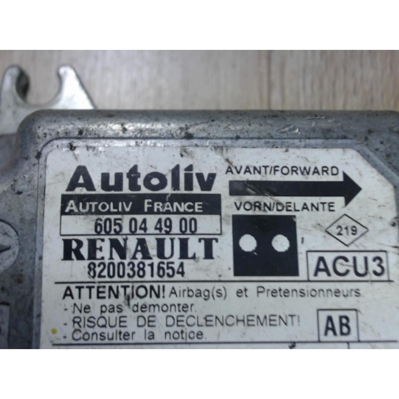Boitier air bag RENAULT  d’occasion