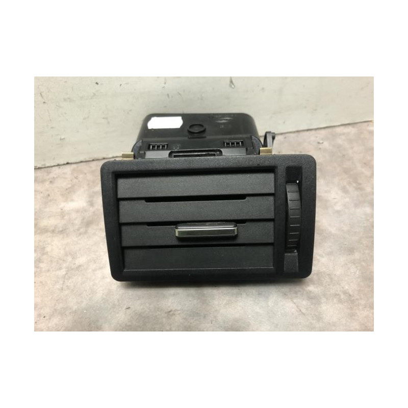 Aerateur tableau de bord avant droit FORD KUGA 1 d’occasion