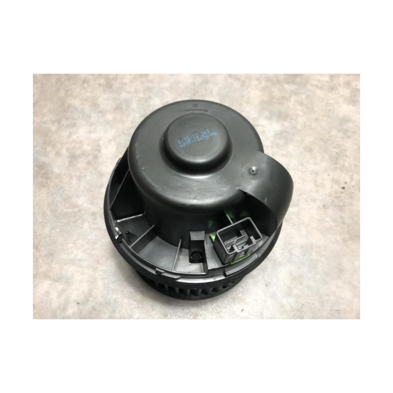 Ventilateur chauffage FORD KUGA 1 d’occasion
