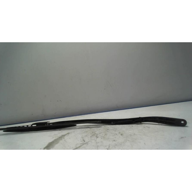Bras essuie glace avant droit CITROEN C8 d’occasion