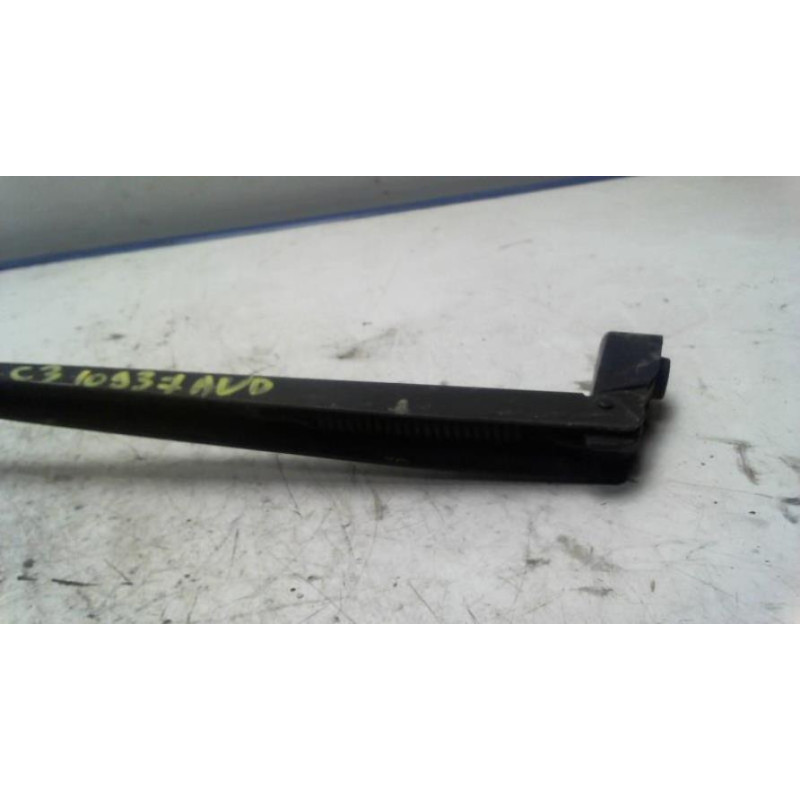 Bras essuie glace avant droit CITROEN C3 1 PHASE 1 d’occasion