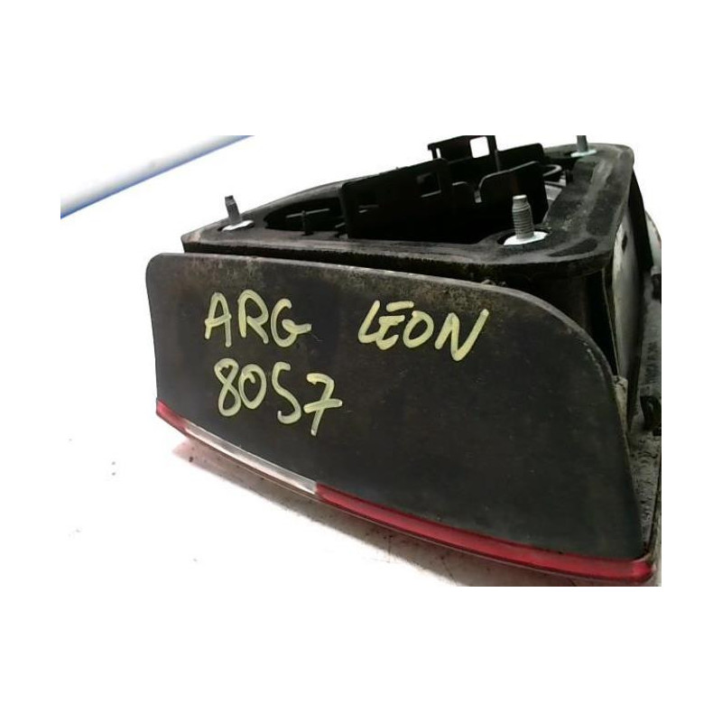 Feu arriere secondaire gauche (feux) SEAT LEON 1 d’occasion
