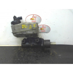 Maitre cylindre (freinage) RENAULT MEGANE I PHASE 1 d’occasion