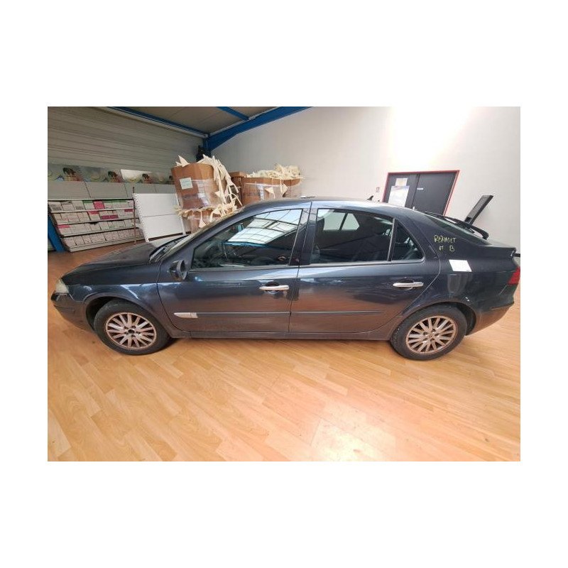Attache ceinture arriere centrale RENAULT LAGUNA 2 PHASE 2 d’occasion