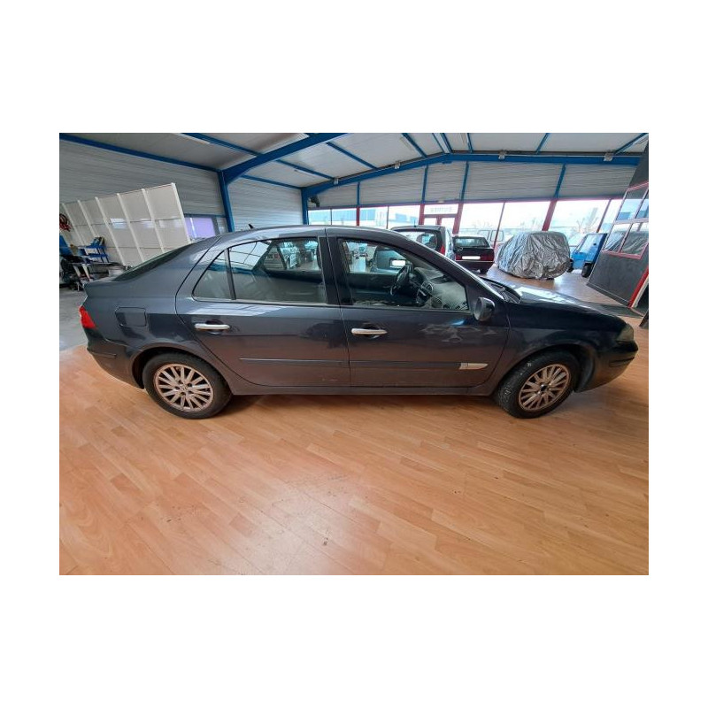 Attache ceinture arriere centrale RENAULT LAGUNA 2 PHASE 2 d’occasion