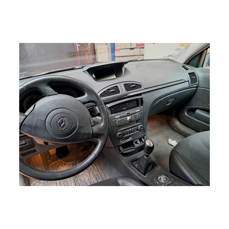 Attache ceinture arriere centrale RENAULT LAGUNA 2 PHASE 2 d’occasion