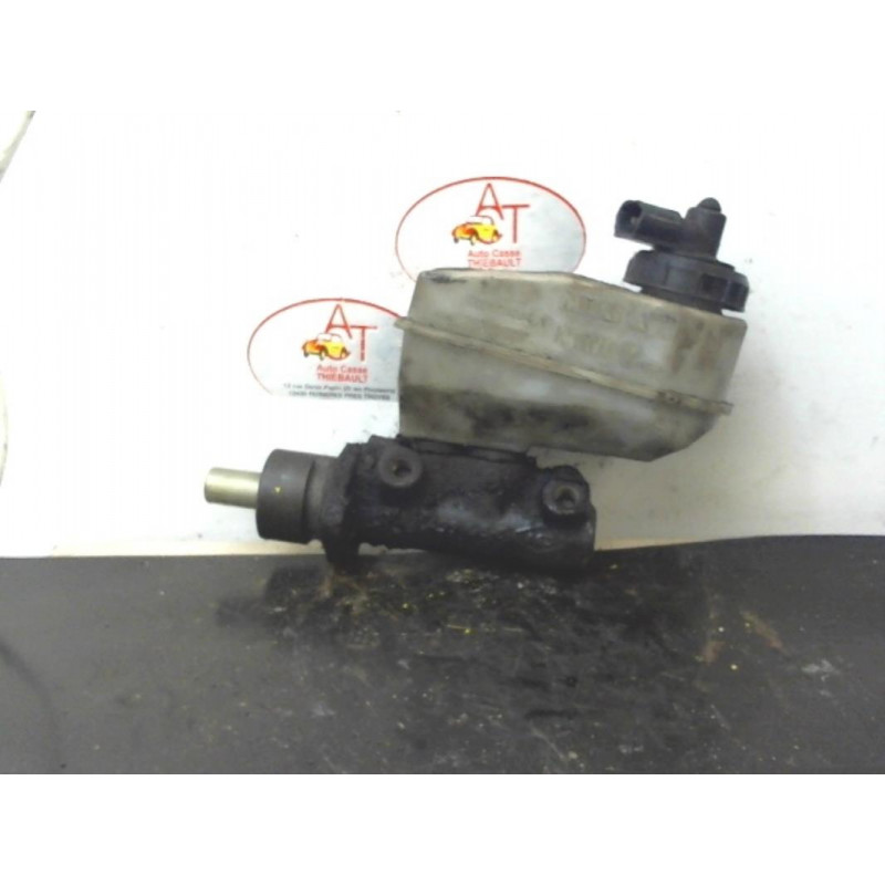 Maitre cylindre (freinage) RENAULT MEGANE I PHASE 1 d’occasion