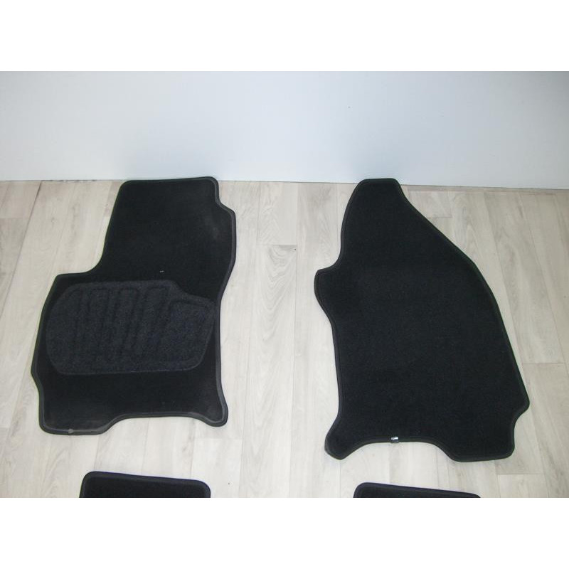 Tapis de sol FORD  d’occasion