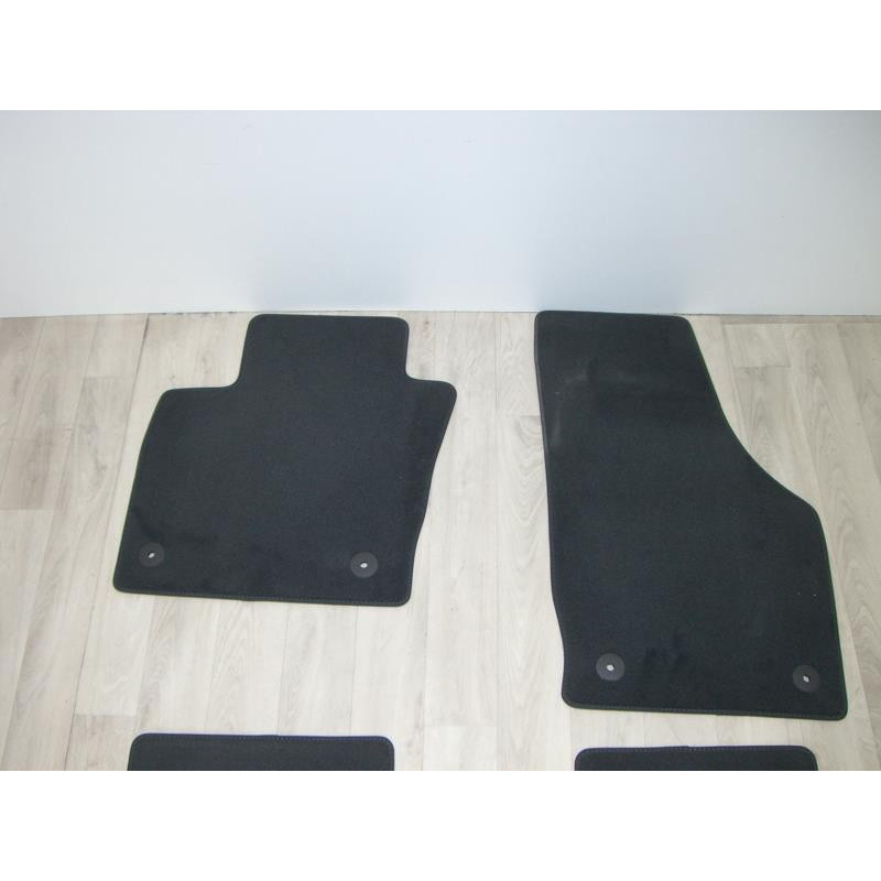 Tapis de sol AUDI  d’occasion