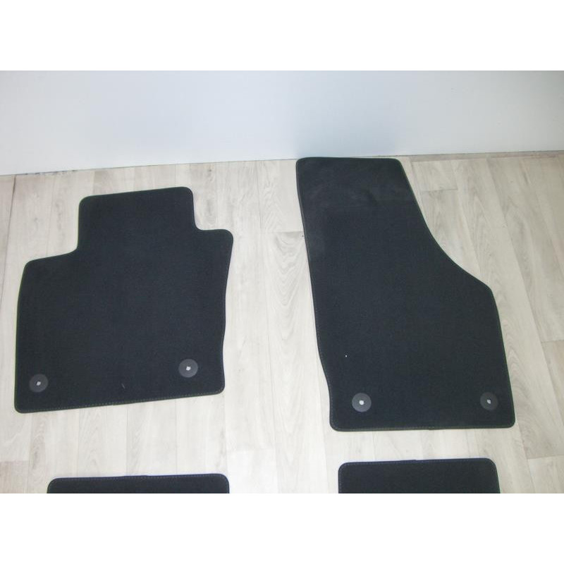 Tapis de sol AUDI  d’occasion
