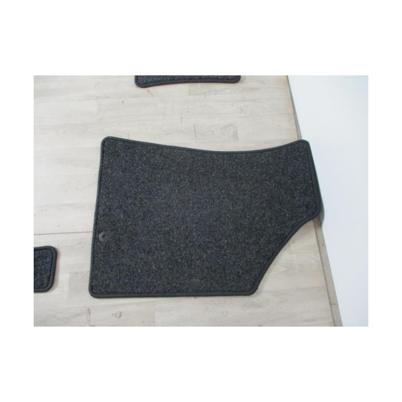 Tapis de sol KIA SORENTO 2 PHASE 1 d’occasion