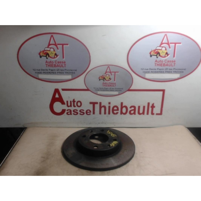 Disque avant gauche (freinage) PEUGEOT 106 PHASE 1 d’occasion