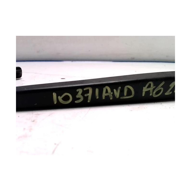 Bras essuie glace avant droit AUDI A6 2 PHASE 1 d’occasion