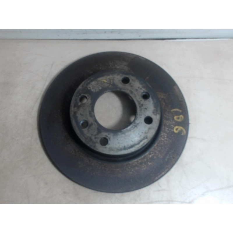 Disque avant gauche (freinage) PEUGEOT 106 d’occasion
