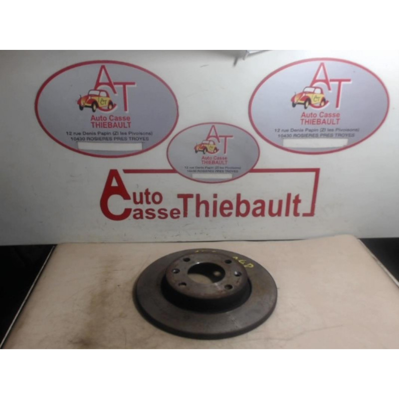 Disque avant gauche (freinage) PEUGEOT 106 PHASE 1 d’occasion