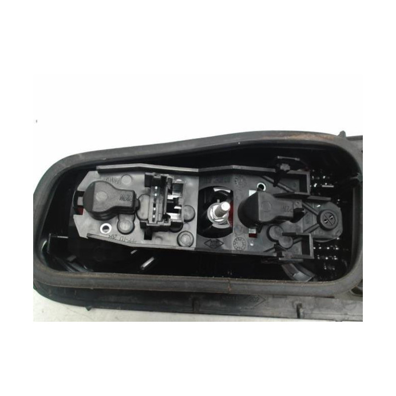 Feu arriere principal gauche (feux) RENAULT LAGUNA 2 PHASE 2 d’occasion