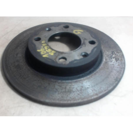 Disque avant gauche (freinage) PEUGEOT 106 PH2 BERLINE COLOR d’occasion