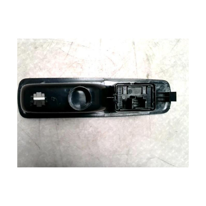 Interrupteur de leve vitre arriere droit RENAULT SCENIC 3 PHASE 1 d’occasion