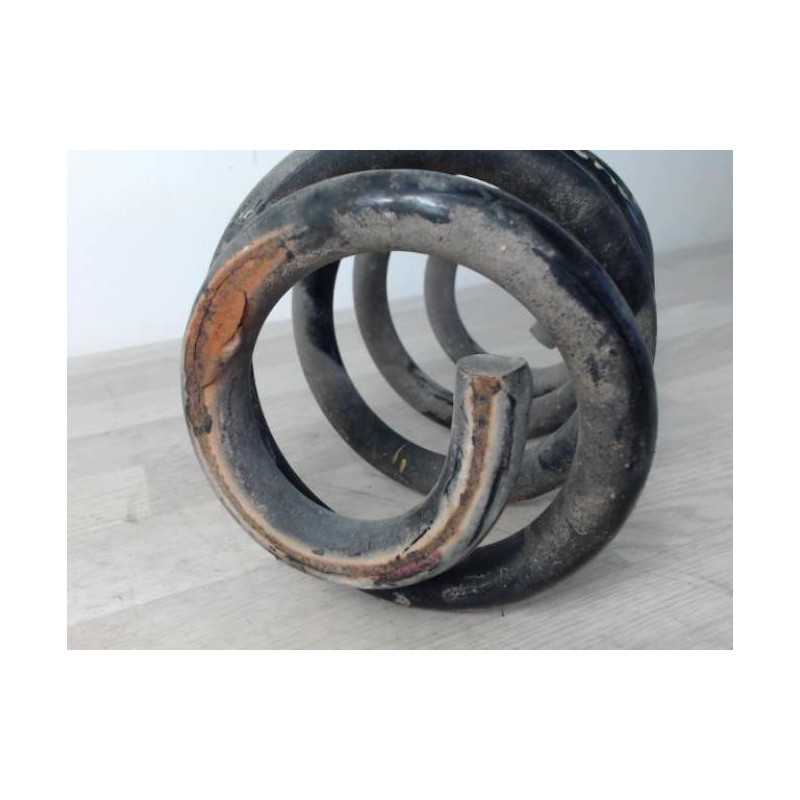 Ressort de suspension avant RENAULT MASTER 2 PHASE 1 d’occasion