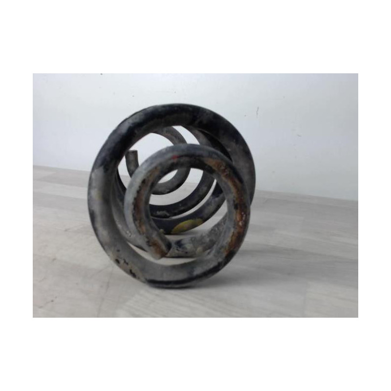Ressort de suspension avant RENAULT MASTER 2 PHASE 1 d’occasion