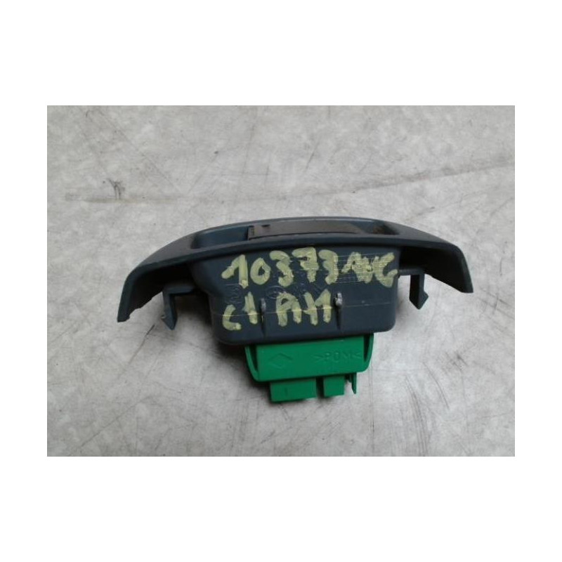 Interrupteur de leve vitre avant gauche CITROEN C1 1 PHASE 1 d’occasion