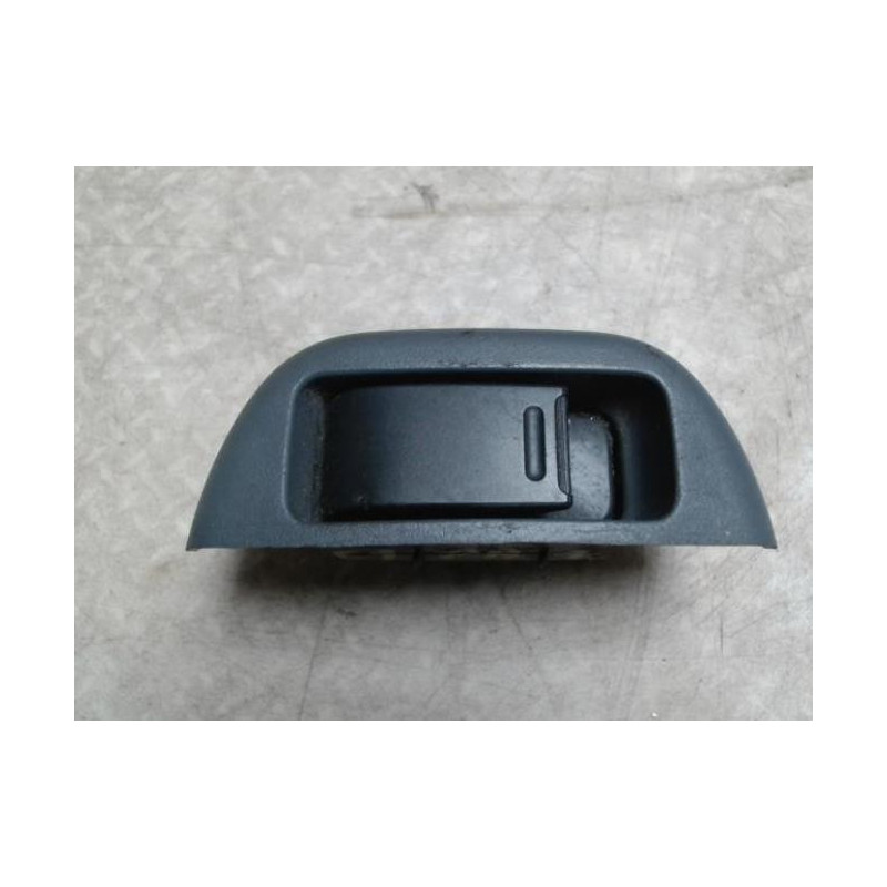 Interrupteur de leve vitre avant droit CITROEN C1 1 PHASE 1 d’occasion
