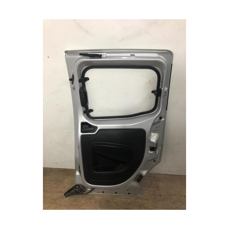 Porte de coffre droit CITROEN NEMO d’occasion