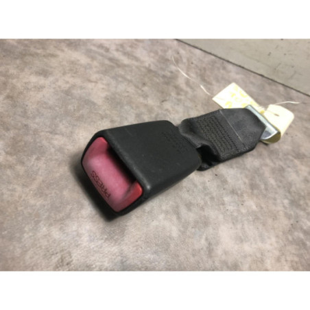 Attache ceinture arriere centrale SUZUKI SWIFT 3 d’occasion