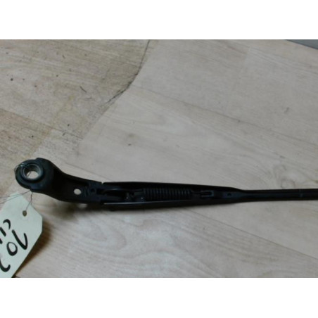 Bras essuie glace avant droit HONDA CIVIC 7 PHASE 1 d’occasion