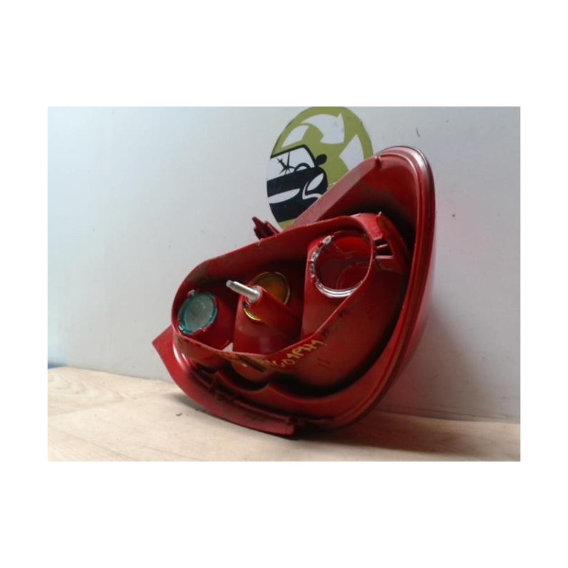 Feu arriere principal droit (feux) TOYOTA AYGO 1 PHASE 1 d’occasion