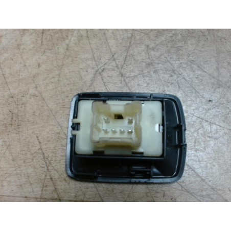 Interrupteur de leve vitre avant droit DACIA SANDERO 2 PHASE 2 d’occasion