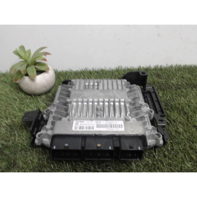 Calculateur moteur PEUGEOT 407 PHASE 1 d’occasion