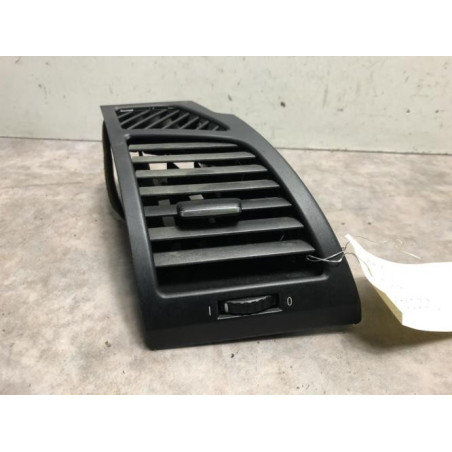 Aerateur tableau de bord avant droit BMW SERIE 1 E87 PHASE 2 d’occasion
