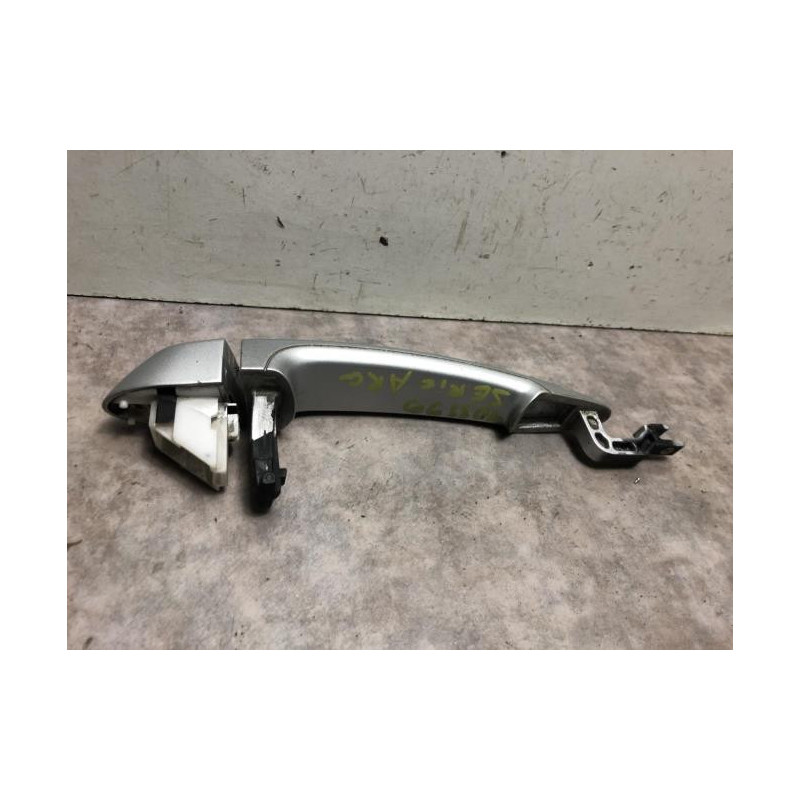 Poignee porte arriere gauche BMW SERIE 1 E87 PHASE 2 d’occasion