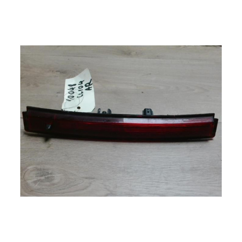 Feu arriere stop central RENAULT CLIO 4 PHASE 1 d’occasion