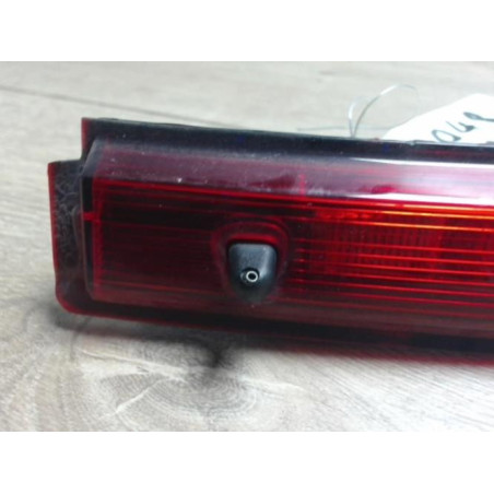 Feu arriere stop central RENAULT CLIO 4 PHASE 1 d’occasion