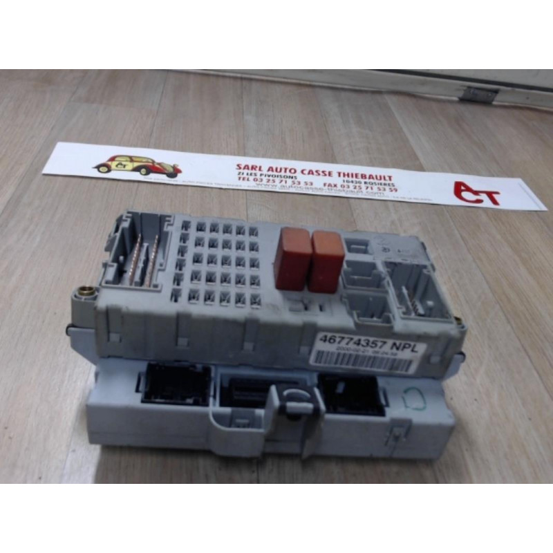 Porte fusible FIAT PUNTO II PHASE 1 d’occasion