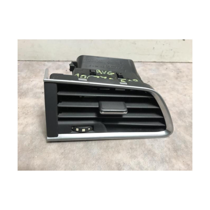Aerateur tableau de bord avant gauche PEUGEOT 508 1 SW PHASE 1 BREAK d’occasion