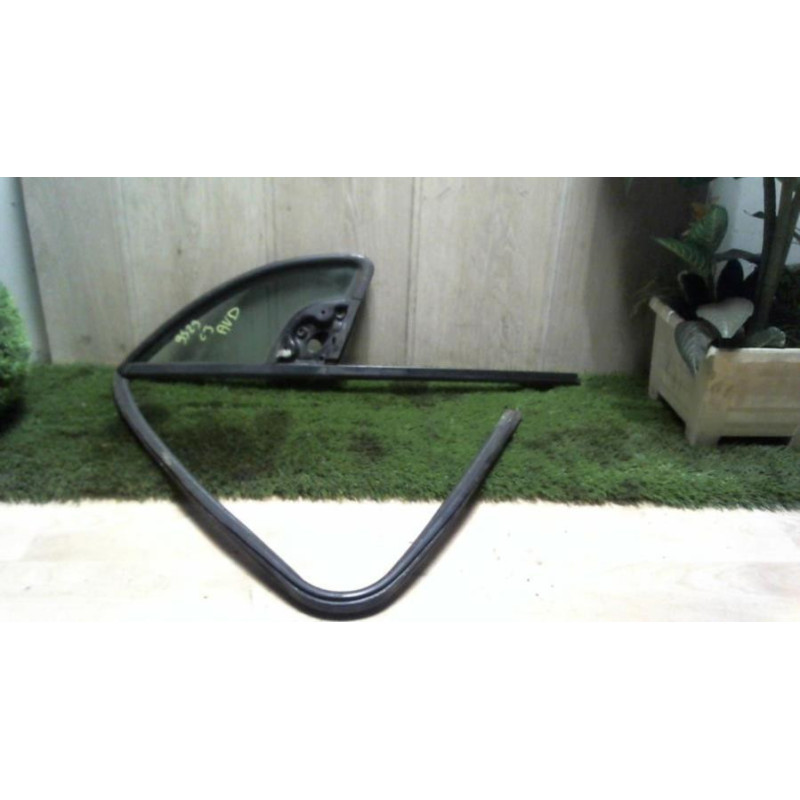 Custode avant droit (porte) CITROEN C3 1 PHASE 1 d’occasion