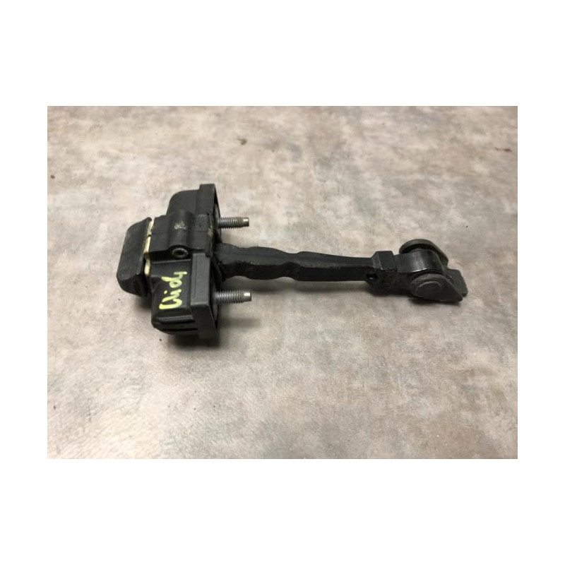 Tirant de porte avant droit RENAULT CLIO 4 PHASE 1 BREAK d’occasion