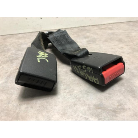 Attache ceinture arriere gauche DACIA SANDERO 1 d’occasion